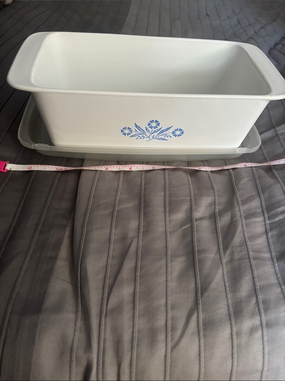 Vintage Blue corn flower Corningware loaf pan with lid
